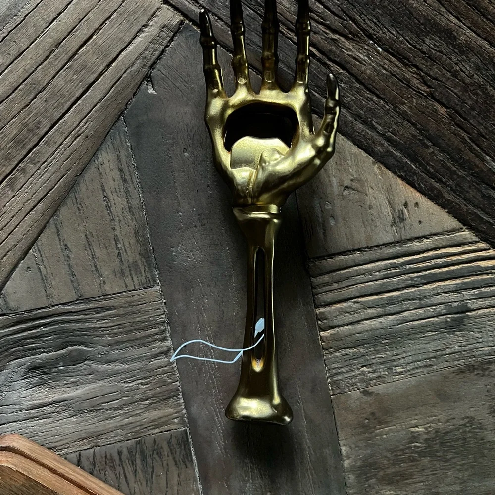 - BRAND NEW bottle opener